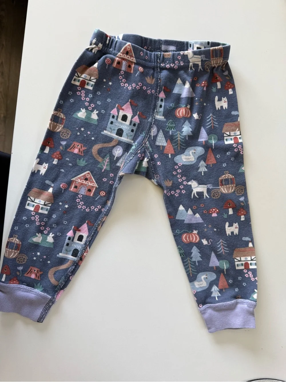Hanna Andersson 2T Kids Fairytale Print Long Sleeve set- top and bottom